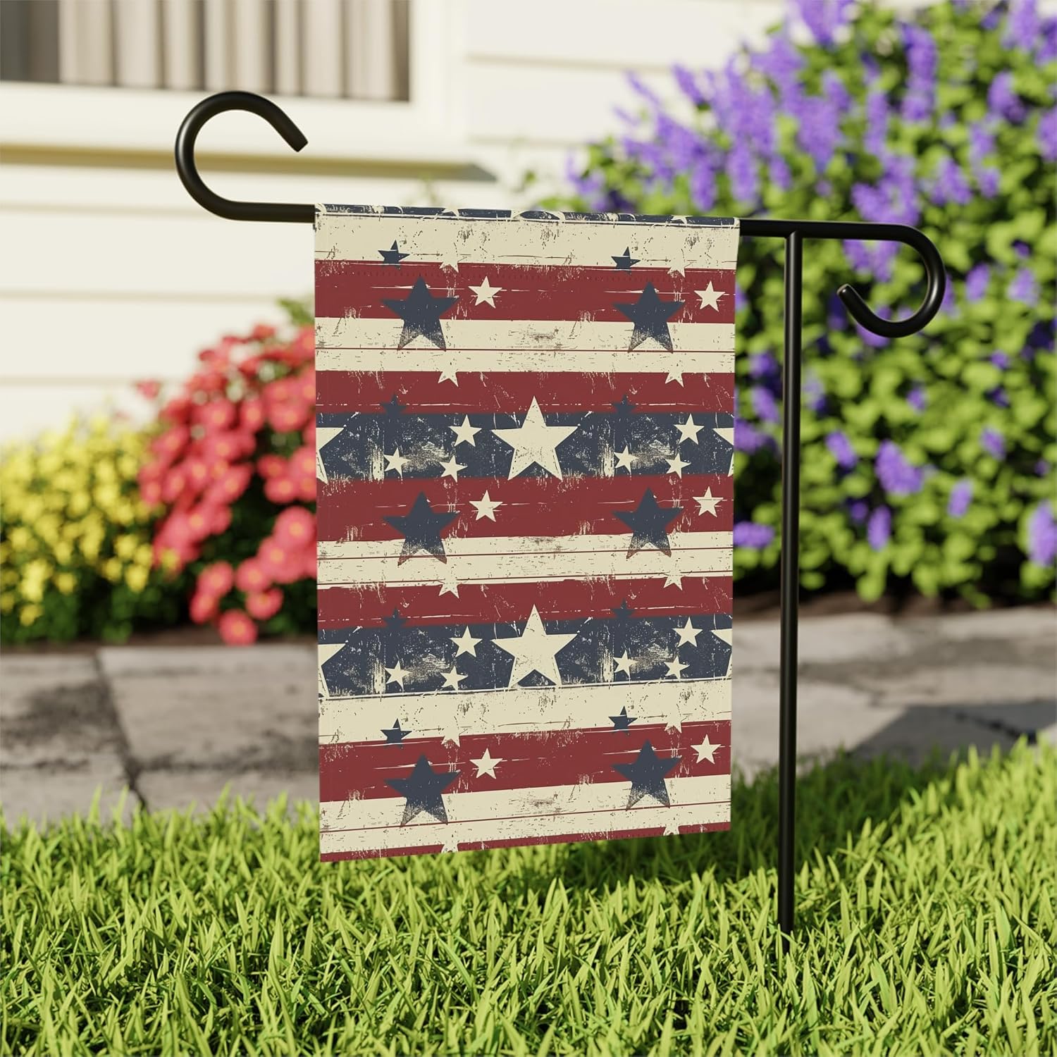 Vintage Inspired Patriotic Garden Flag, Stars & Stripes Yard Decor for 4th of July, Memorial Day, Outdoor Americana Display